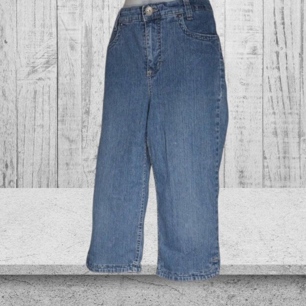 The Perfect Fit By Gloria Vanderbilt Blue Distressed Capri Jeans Size 10 Petite